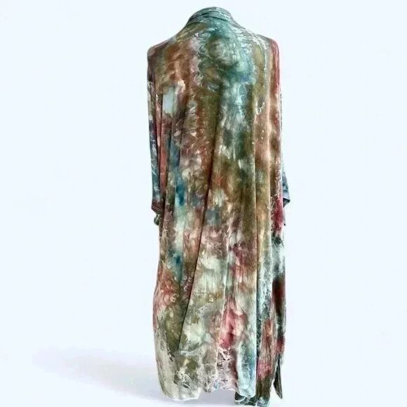 Ethos beautiful tie-dyed full length Kimono wrap. OS - Picture 4 of 7
